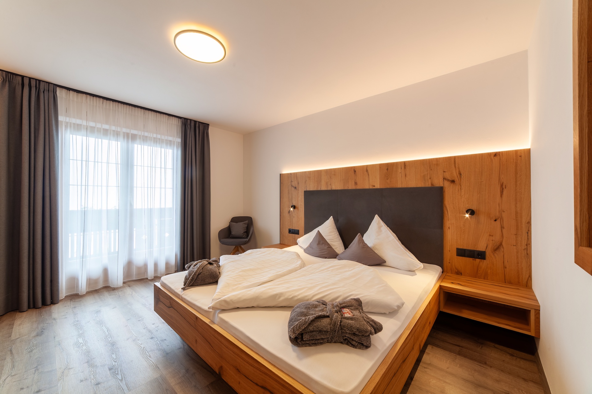 Doppelzimmer Blick ins Tal im 1. OG