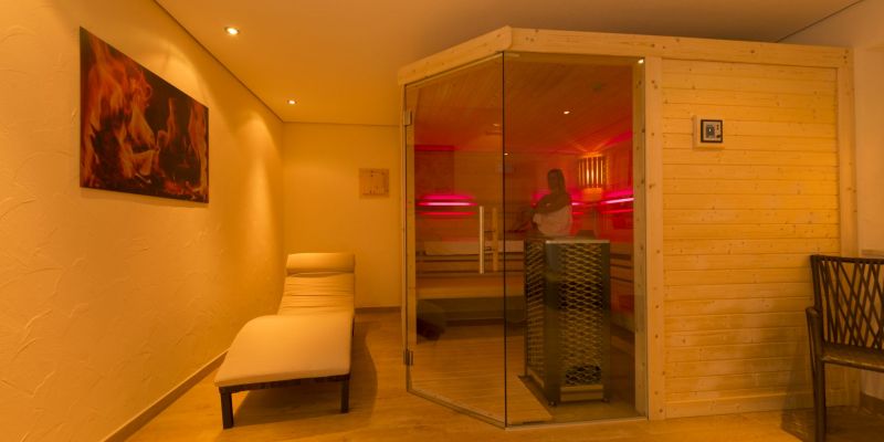 sauna57b8c935-c6a7-01f6-698d-97aa037a00ba3C031D5B-A7B6-3201-458D-E5541A7C3C6B.jpg